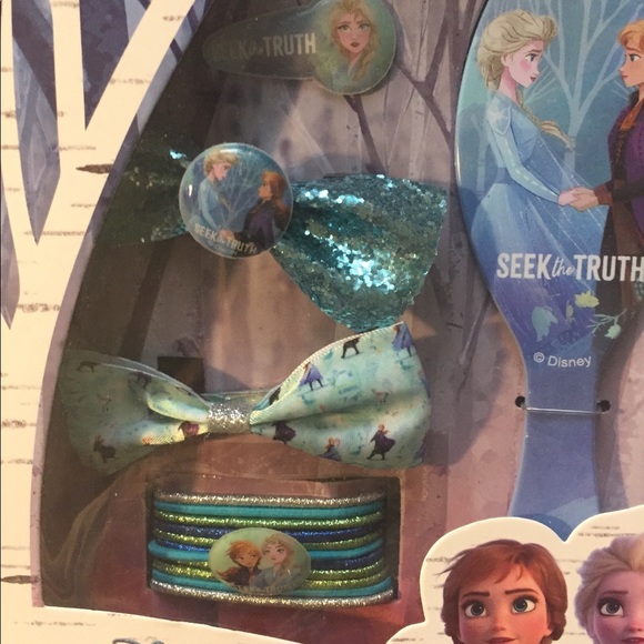 Disney Frozen II Accessories Set Bundle - Picture 5 of 15